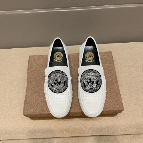 Versace Leather Shoes For Men #1207559