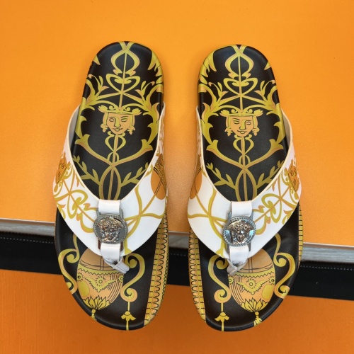 Versace Slippers For Men #1208140