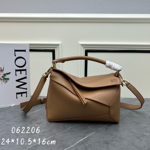 LOEWE AAA Quality Messenger Bags For Women #1208862