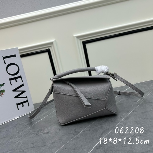 LOEWE AAA Quality Messenger Bags For Women #1208875