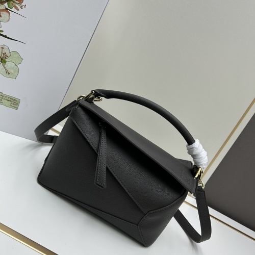 LOEWE AAA Quality Messenger Bags For Women #1208878