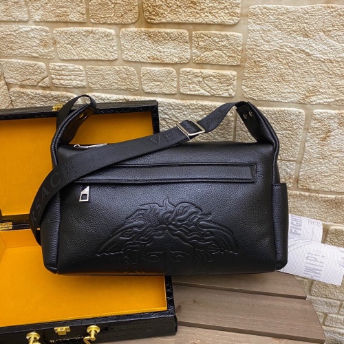 Versace AAA Man Messenger Bags #1209888