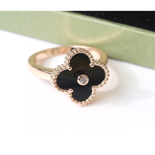 Van Cleef & Arpels Rings #1213474