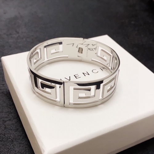 Givenchy Bracelets #1214262