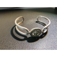 $29.00 USD Versace Bracelets #1205546