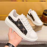 $76.00 USD Versace Casual Shoes For Men #1208265