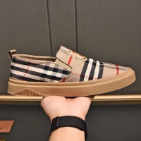 $76.00 USD Burberry Casual Shoes For Men #1208565