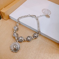 $45.00 USD Versace Bracelets #1214297