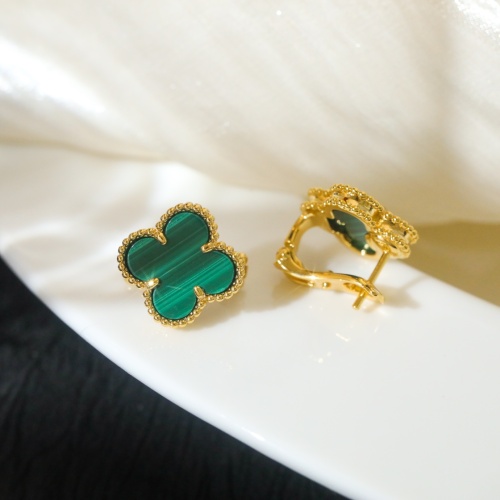 Van Cleef & Arpels Earrings For Women #1219388