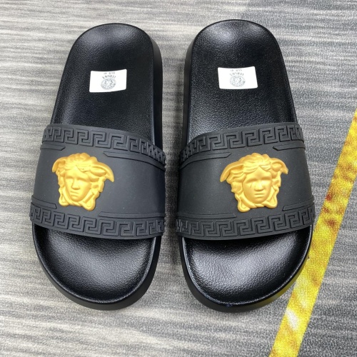 Versace Slippers For Men #1220274