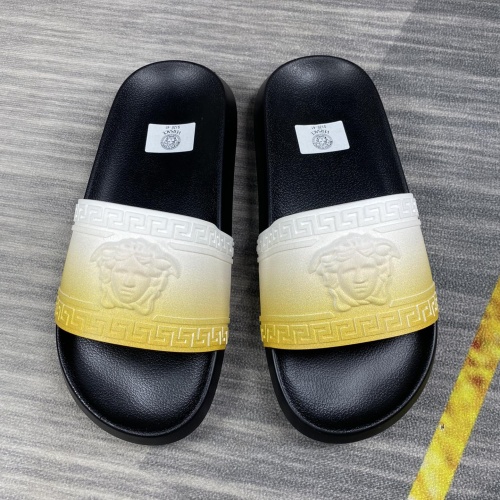 Versace Slippers For Men #1220284