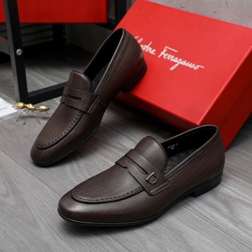 Salvatore Ferragamo Leather Shoes For Men #1221001