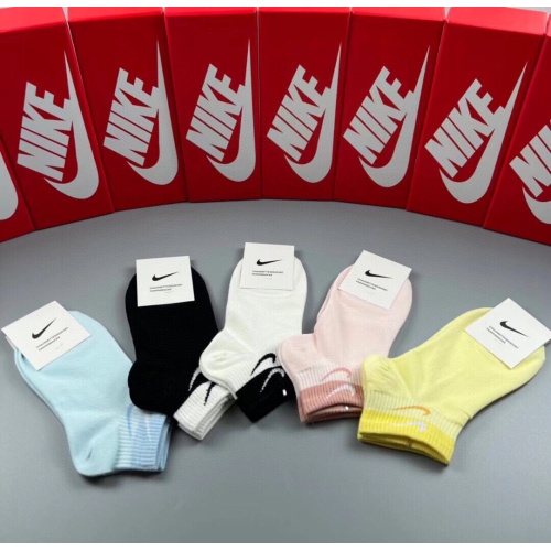 Replica Nike Socks #1221945 $25.00 USD for Wholesale