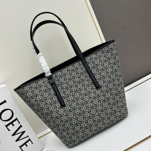 Replica LOEWE AAA Quality Shoulder Bags For Women #1223224 $175.00 USD for Wholesale