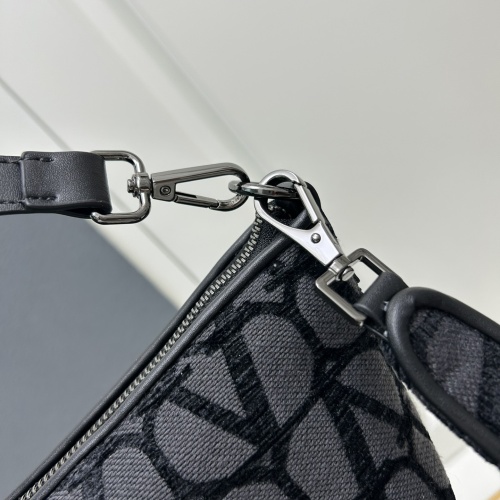 Replica Valentino AAA Quality Messenger Bags For Women #1223692 $85.00 USD for Wholesale