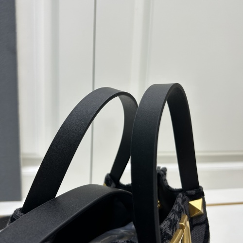 Replica Valentino AAA Quality Handbags For Women #1223768 $98.00 USD for Wholesale