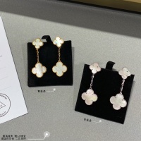 $82.00 USD Van Cleef & Arpels Earrings For Women #1219215