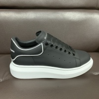 $102.00 USD Alexander McQueen Casual Shoes For Men #1221081