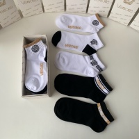 $27.00 USD Versace Socks #1222082