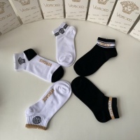 $27.00 USD Versace Socks #1222082