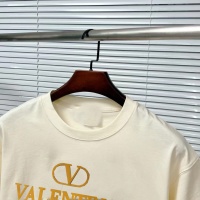 $34.00 USD Valentino T-Shirts Short Sleeved For Unisex #1222733