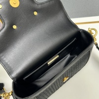 $108.00 USD Valentino AAA Quality Messenger Bags For Women #1223733