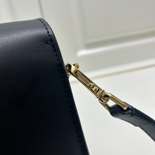 Replica Burberry AAA Quality Messenger Bags For Women #1225791 $115.00 USD for Wholesale