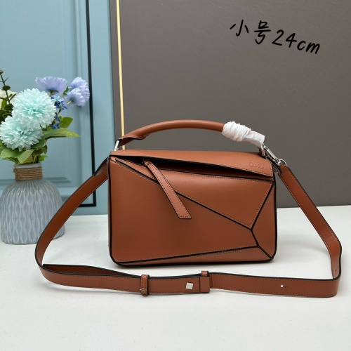 LOEWE AAA Quality Messenger Bags For Women #1225881