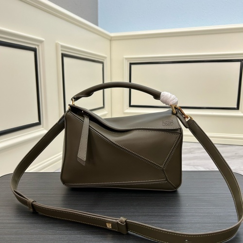 LOEWE AAA Quality Messenger Bags For Women #1225896