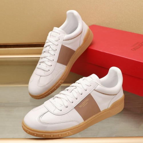 Valentino Casual Shoes For Women #1226367