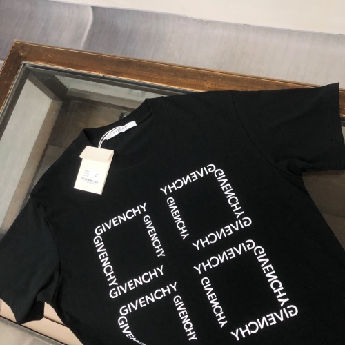 Replica Givenchy T-Shirts Short Sleeved For Unisex #1229855 $39.00 USD for Wholesale