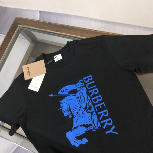 Replica Burberry T-Shirts Short Sleeved For Unisex #1231524 $40.00 USD for Wholesale