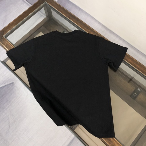 Replica Burberry T-Shirts Short Sleeved For Unisex #1231524 $40.00 USD for Wholesale