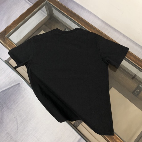 Replica Burberry T-Shirts Short Sleeved For Unisex #1231531 $40.00 USD for Wholesale