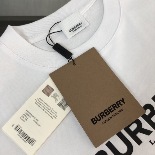 Replica Burberry T-Shirts Short Sleeved For Unisex #1231532 $40.00 USD for Wholesale