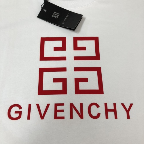 Replica Givenchy T-Shirts Short Sleeved For Unisex #1231594 $40.00 USD for Wholesale