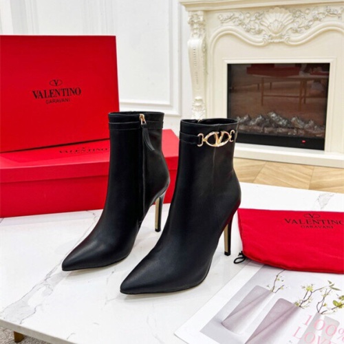 Valentino Boots For Women #1232409