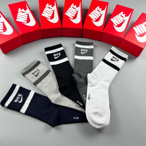 Replica Nike Socks #1232986 $29.00 USD for Wholesale