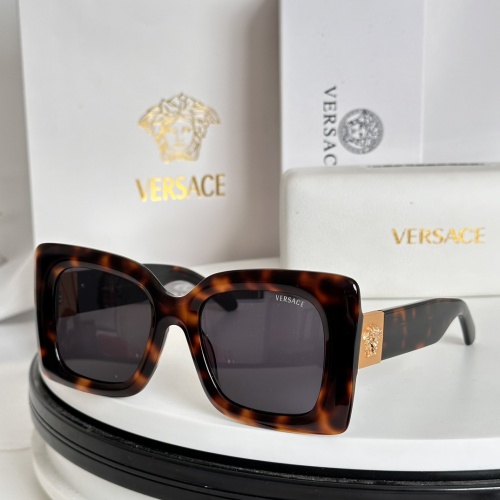 Versace AAA Quality Sunglasses #1234539