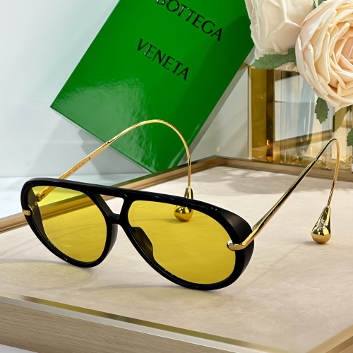 Bottega Veneta AAA Quality Sunglasses #1235010