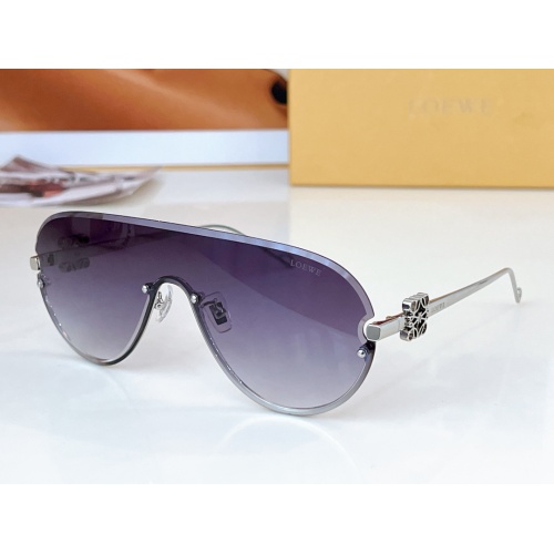 LOEWE AAA Quality Sunglasses #1235536