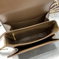 $105.00 USD Celine AAA Quality Messenger Bags For Women #1224089