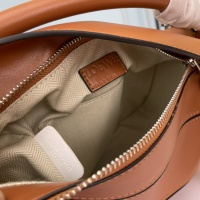 $128.00 USD LOEWE AAA Quality Messenger Bags For Women #1225882