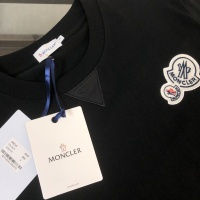 $39.00 USD Moncler T-Shirts Short Sleeved For Unisex #1229887