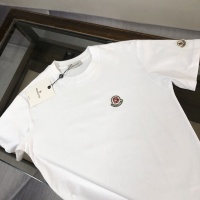 $40.00 USD Moncler T-Shirts Short Sleeved For Unisex #1231639