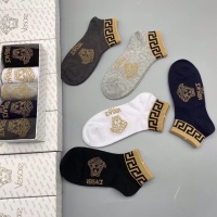 $25.00 USD Versace Socks For Men #1232971