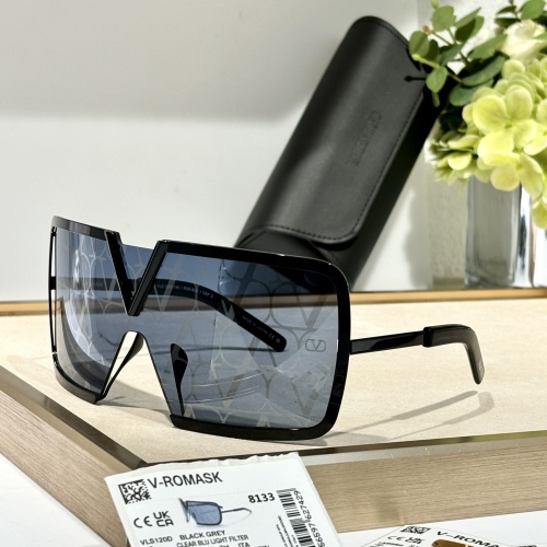 Valentino AAA Quality Sunglasses #1235757