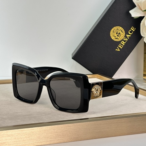 Versace AAA Quality Sunglasses #1235770