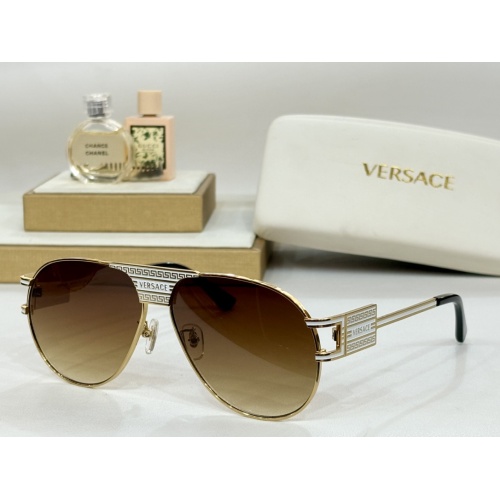 Versace AAA Quality Sunglasses #1235822