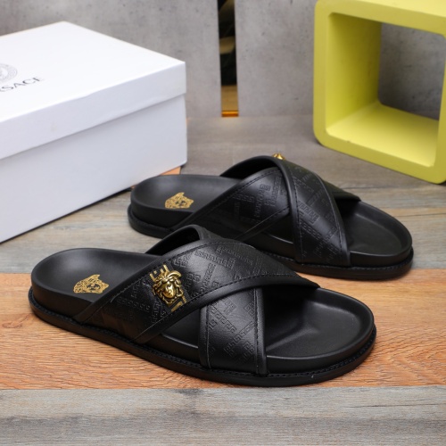 Versace Slippers For Men #1237307